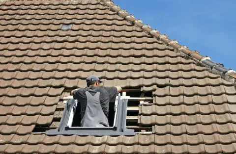 Pose de velux - Fontaine le Comte